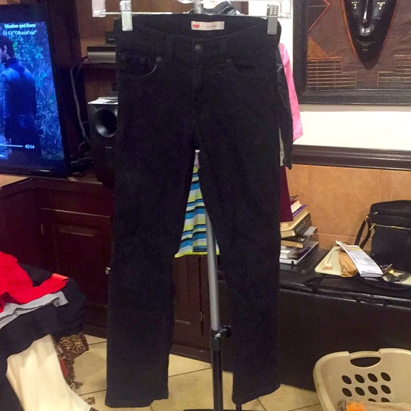 Levi's Other - Levi size 7 jeans good condition